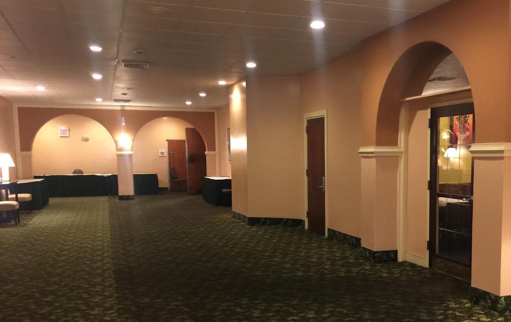 Sawgrass Inn & Conference Center Плантейшън Екстериор снимка